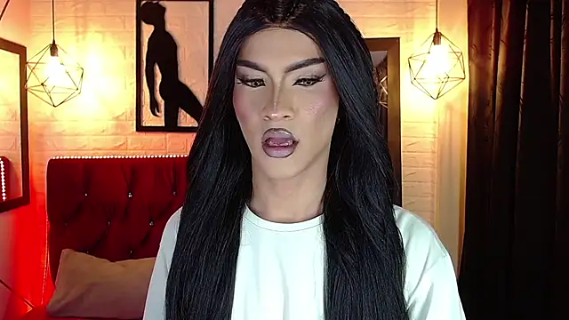 agatha rodriguez online show from November 20, 1:45 pm