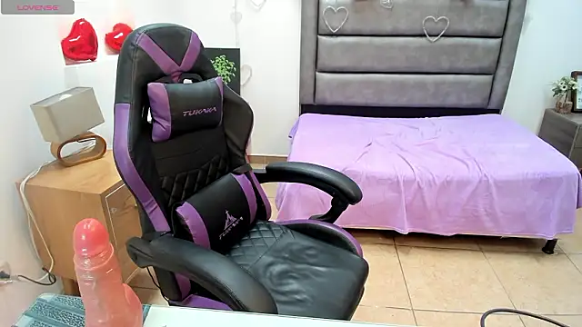 Tania Duque online show from February 24, 3:21 pm