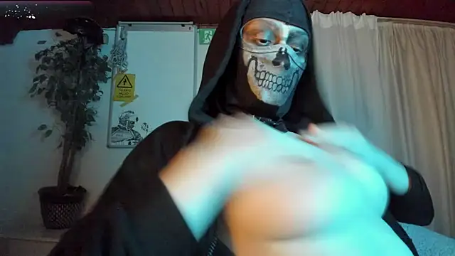 cos operator online show from March 31, 7:14 pm