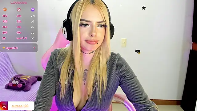 Emma cute11 online show from April 1, 9:34 pm