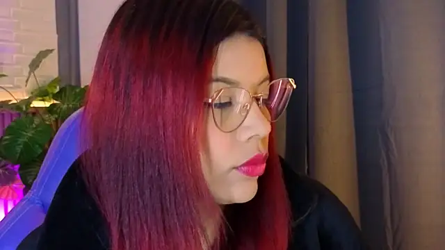 TiffanyWalk online show from November 21, 11:23 am