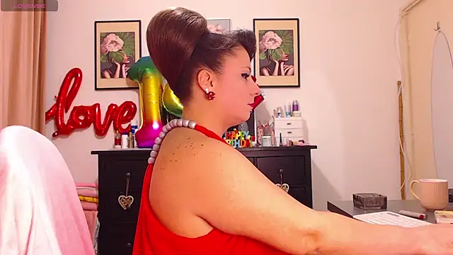 passionforkiss online show from April 1, 8:39 pm