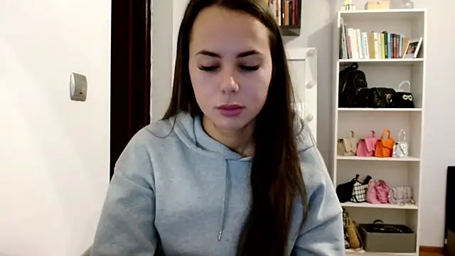 MayaJoy24 online show from October 9, 7:12 am