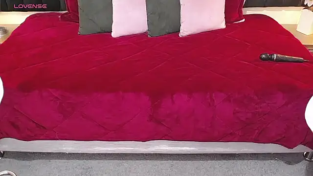 ailyn maury online show from February 2, 1:32 pm