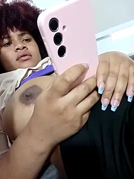 LEIDY LORENA online show from October 10, 8:25 pm