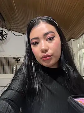 alice kingsley  online show from April 4, 8:40 pm