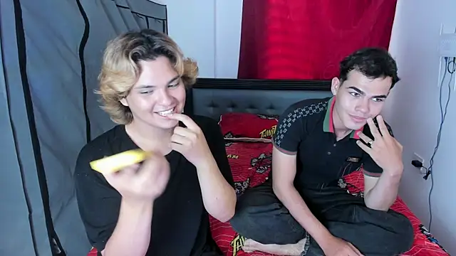 adam angelssss online show from April 13, 6:09 pm