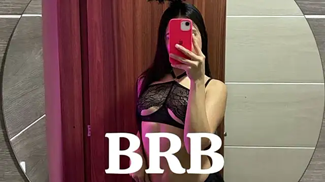 Danaa Rouse online show from February 5, 10:46 pm