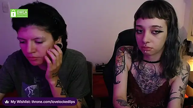 lovelockedlips online show from March 31, 3:50 am