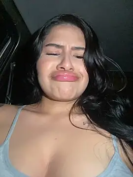 andrea gomes  online show from February 20, 7:54 am