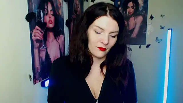 VanessaRey  online show from January 13, 6:12 pm