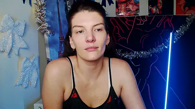 VanessaRey  online show from December 19, 8:50 am