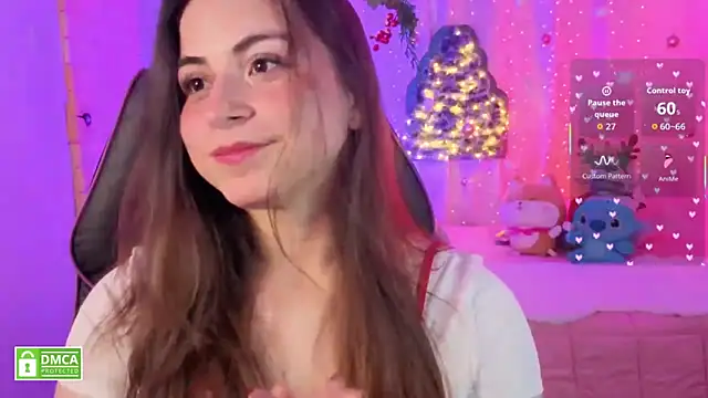 Taiga Cute online show from December 4, 8:05 am