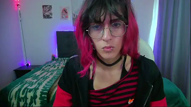 goth minerva online show from February 2, 1:43 pm