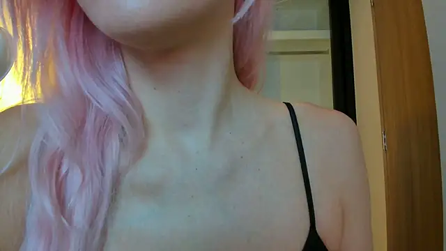  Miss Valentina  online show from March 7, 3:52 pm