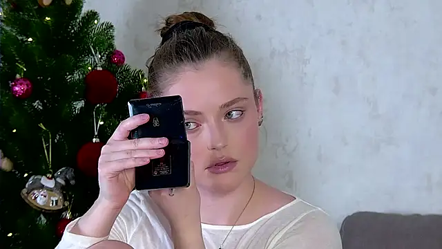 AshleyD  online show from January 17, 1:07 pm