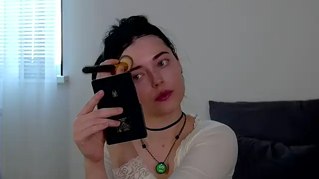 AshleyD  online show from June 1, 2:30 pm