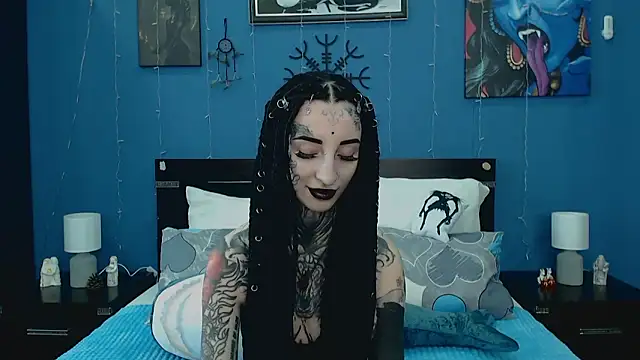 Velvetbat online show from April 13, 7:20 am