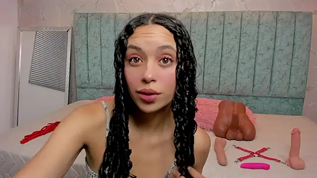 danix coruscans online show from October 25, 7:21 pm