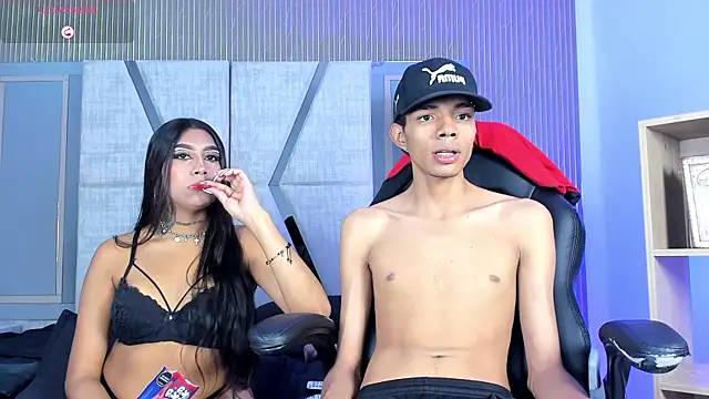 candyandmarilyn online show from April 3, 9:13 pm