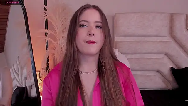 Snapshot of viol_collins__ chatting on October 25, 8:05 pm viol collins   online show from October 25, 8:05 pm