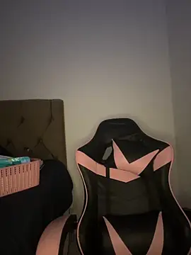 Manu 2002  online show from October 25, 1:19 pm