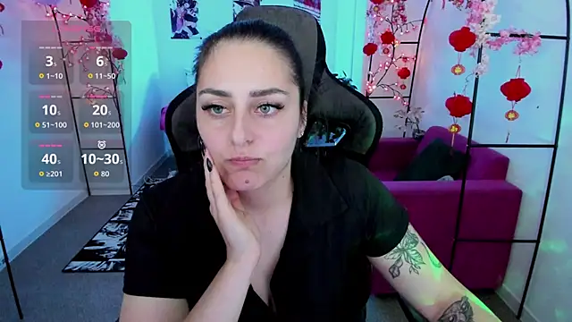 ValeriiMills online show from May 12, 8:04 pm