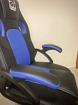 Monella123 online show from February 2, 5:45 pm