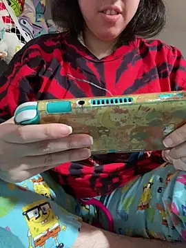 w3tkittty online show from February 10, 1:08 am