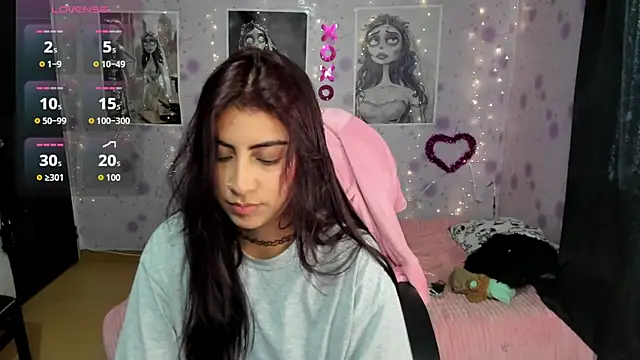 Snapshot of Medussa_katt chatting on September 9, 10:20 pm Medussa katt online show from September 9, 10:20 pm