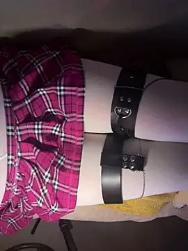69kinkypickle69 online show from July 11, 4:45 am