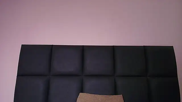 AbbieJoness  online show from June 2, 11:44 am