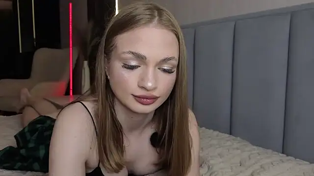 Pussyya777 online show from April 30, 11:15 am