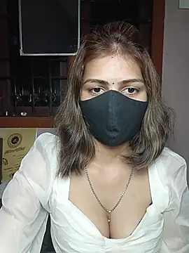 Isha Sax online show from November 22, 5:59 pm