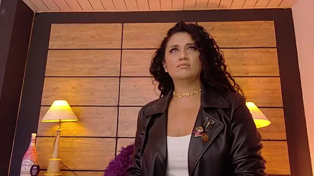 Dakota Rainbow22 online show from April 6, 4:52 pm