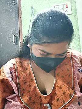 Liyaa 24 online show from February 21, 8:37 am