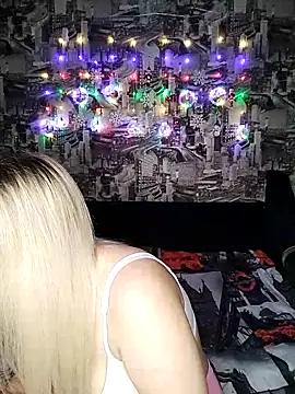 HoneyNelly online show from February 10, 11:19 pm