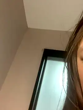 xialuo25 online show from September 18, 1:26 am