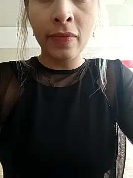 Snapshot of Belinda-Naughty chatting on October 25, 2:35 pm Belinda-Naughty online show from October 25, 2:35 pm