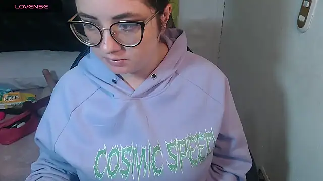 KrystalAdams online show from April 1, 2:14 pm