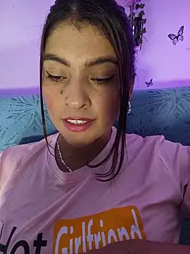 Fox Roxxan online show from June 6, 2:18 am