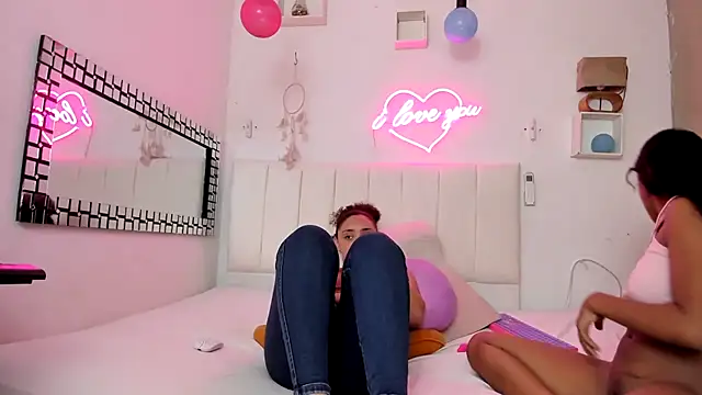 Andre lezcano online show from November 1, 8:46 pm