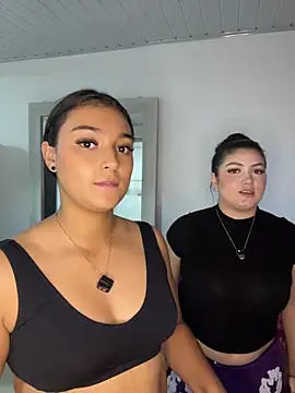 nicolexxaleja online show from April 16, 12:33 am