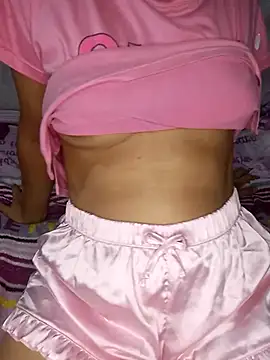 Maddy Hist online show from April 20, 2:09 pm