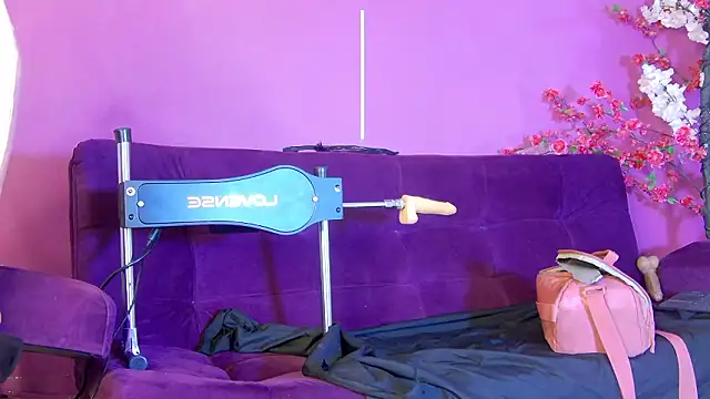 Daliana Gounbolt online show from March 20, 8:03 pm