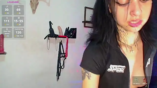 DakariaHills  online show from April 24, 5:54 am