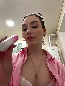 ZariaFlame online show from March 14, 11:39 pm