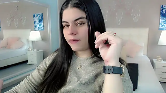 maddissonivanova online show from November 13, 2:43 am