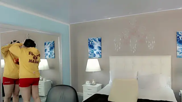 maddissonivanova online show from October 24, 2:29 am