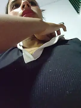 Lorena Mcfly online show from April 13, 12:39 pm